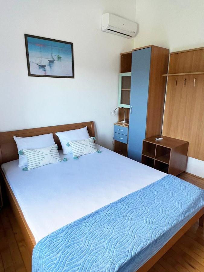 Domus Maria With Swimming Pool And Free Parking Banjole Exterior foto