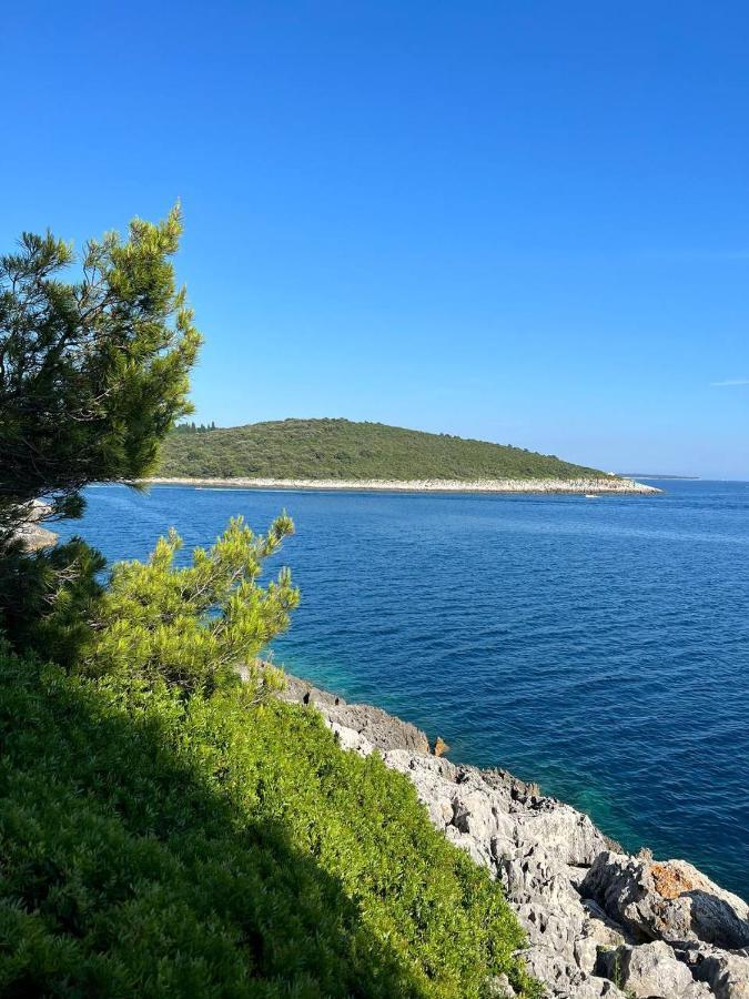 Domus Maria With Swimming Pool And Free Parking Banjole Exterior foto