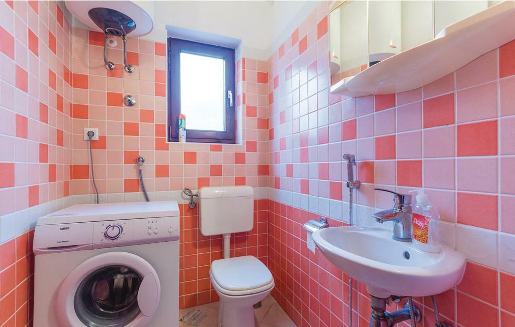 Domus Maria With Swimming Pool And Free Parking Banjole Exterior foto